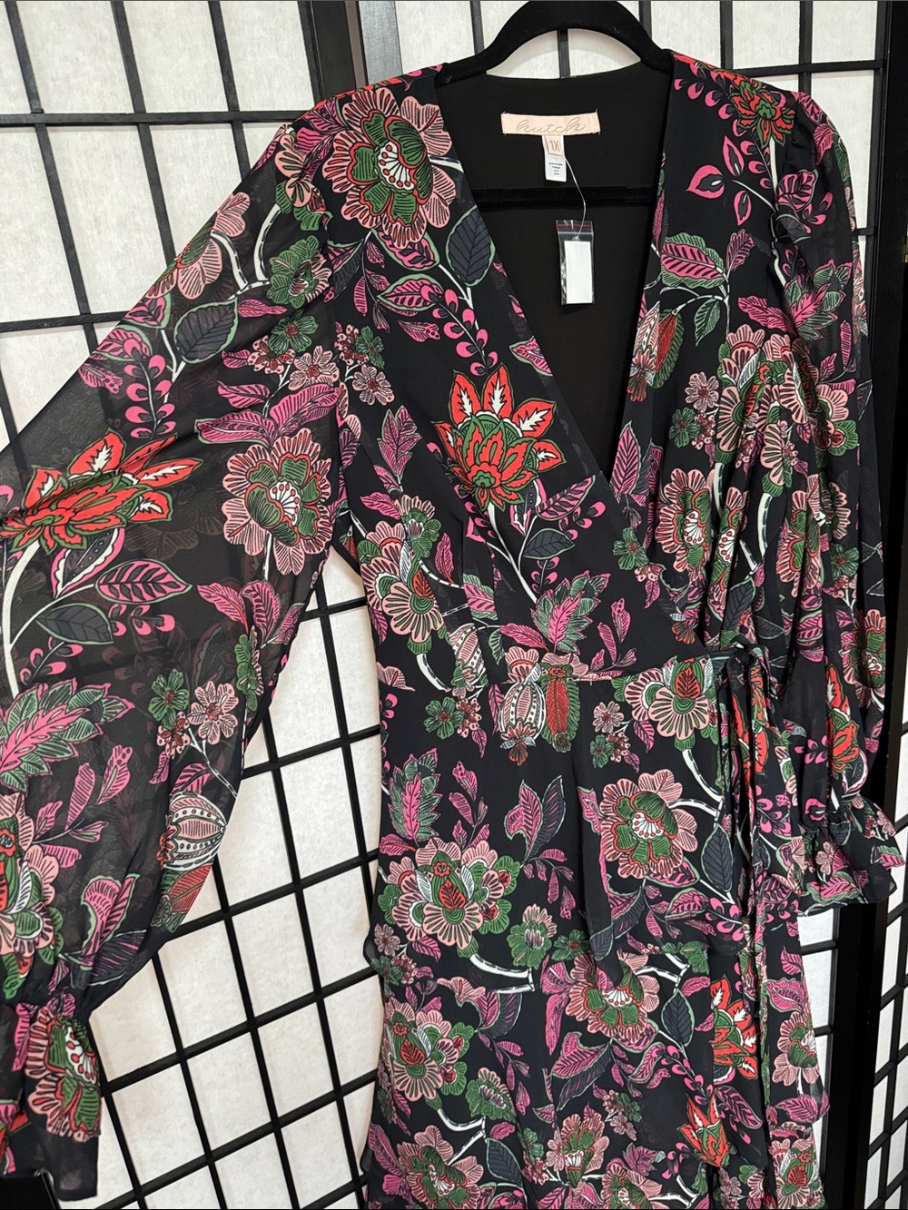 Anthropologie Hutch Long-Sleeve V-Neck Wrap Maxi Dress – Size 1X – Sold Out - Picture 4 of 16
